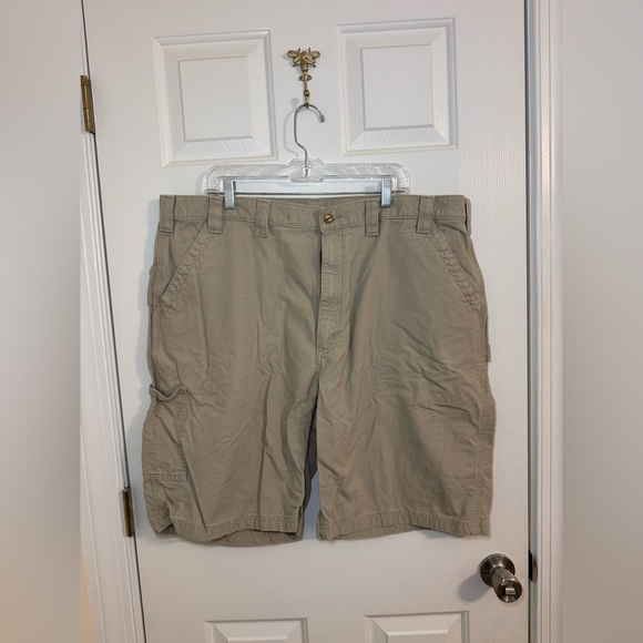 Carhartt Cargo Shorts Men’s size 44 tan original fit - Picture 1 of 5